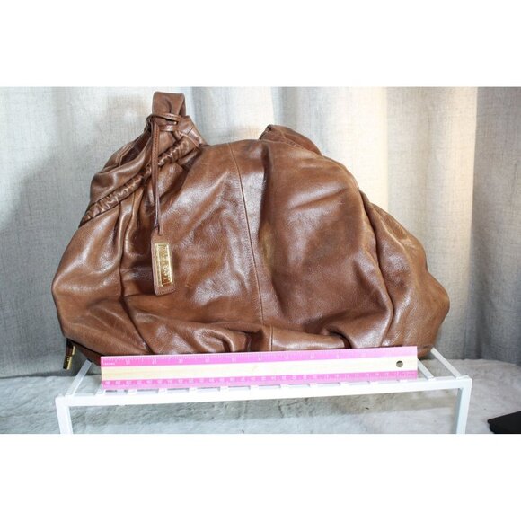 Nice Sized Large Leather Badgely-Mischka Handbag - Picture 3 of 8